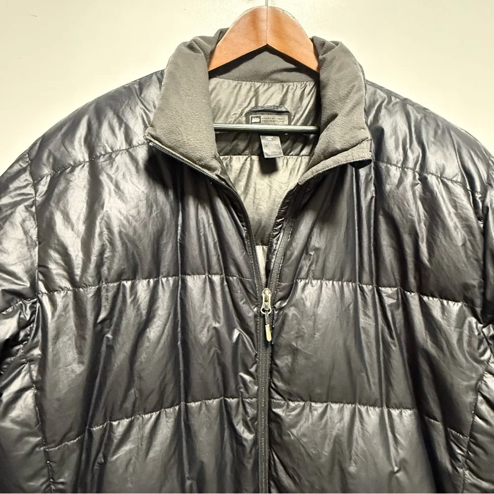 REI Men's Charcoal Puffer Jacket Size XL